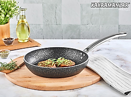 18 NO STONE TAVA BLACK